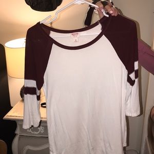 Baseball tee